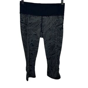 Lululemon Run Top Speed Crop Luxtreme Black Striped Leggings Women Size 4